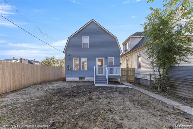 Builiding view twenty three for 6059 28Th, Detroit, MI. 48210