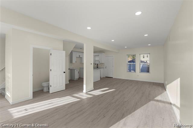 Builiding view two for 6059 28Th, Detroit, MI. 48210