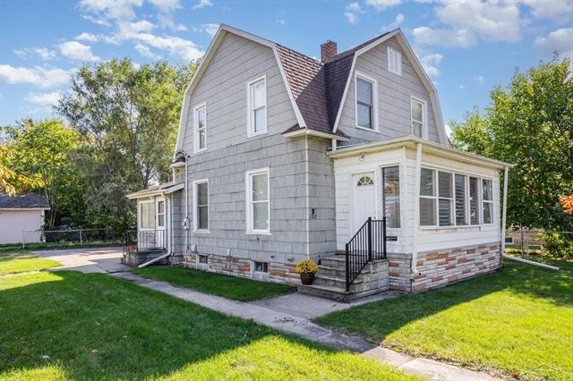 Builiding view one for 1303 Wilson, Bay City, MI. 48708