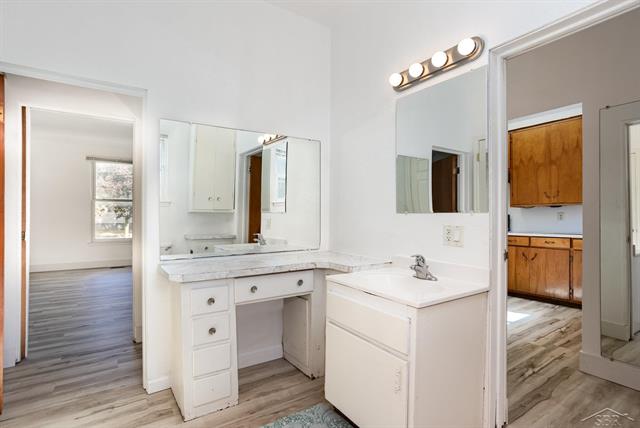 Builiding view ten for 1303 Wilson, Bay City, MI. 48708