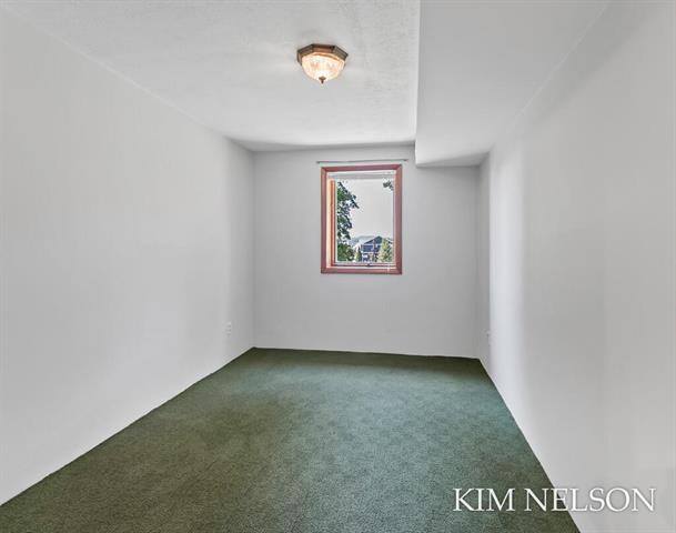 Builiding view forty for 925 Lake, Whitehall, MI. 49461