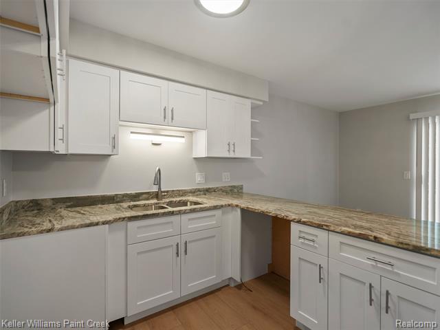 Builiding view five for 29448 El Dorado, Warren, MI. 48088