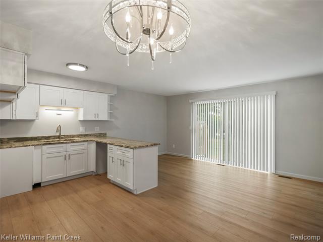 Builiding view nine for 29448 El Dorado, Warren, MI. 48088