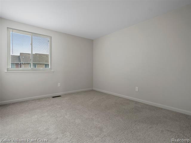 Builiding view nineteen for 29448 El Dorado, Warren, MI. 48088