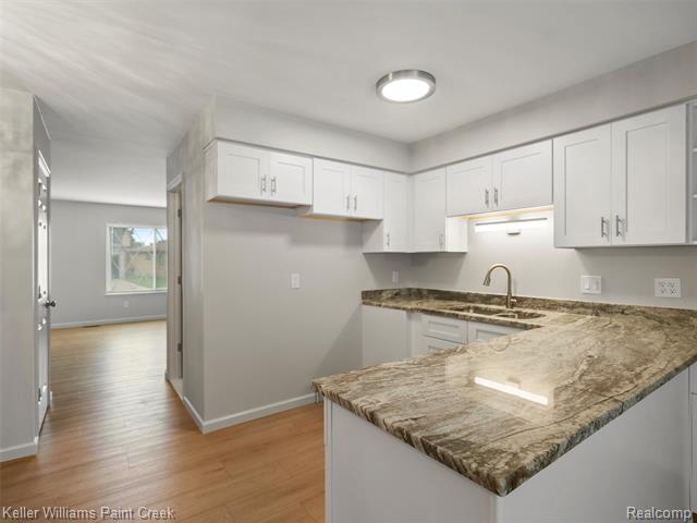 Builiding view seven for 29448 El Dorado, Warren, MI. 48088