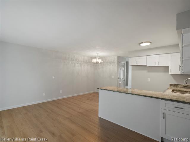 Builiding view ten for 29448 El Dorado, Warren, MI. 48088