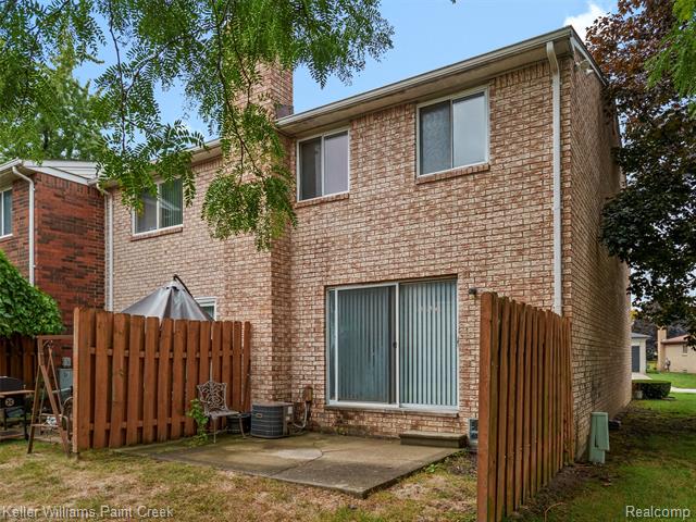 Builiding view twenty three for 29448 El Dorado, Warren, MI. 48088