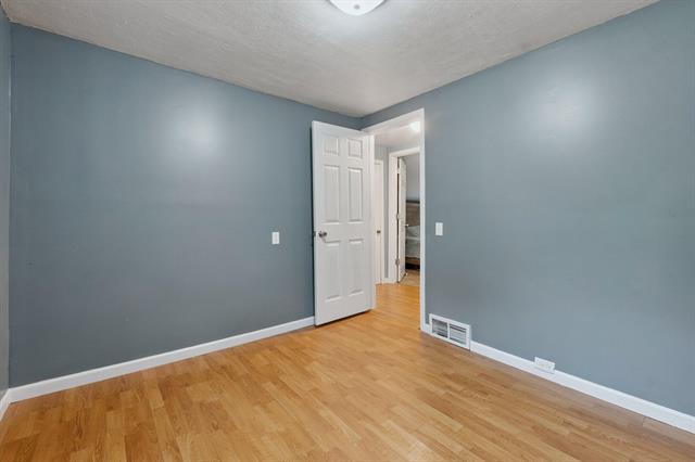 Builiding view eighteen for 427 Ash, Mason, MI. 48854