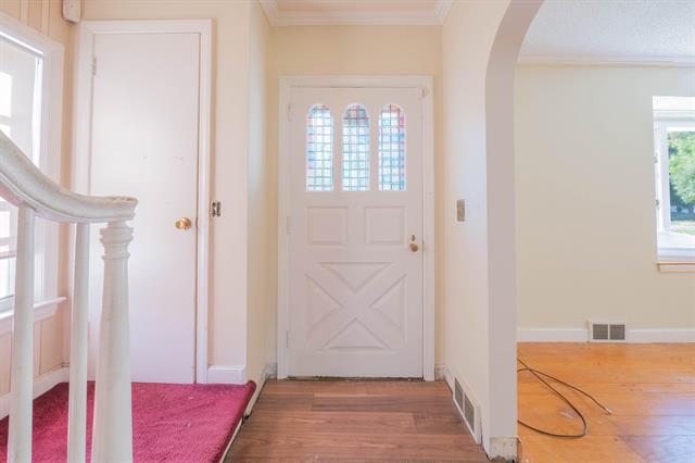 Builiding view seven for 1030 Dwillard, Kalamazoo, MI. 49048