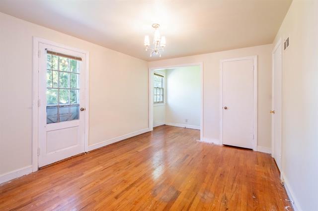 Builiding view sixteen for 1030 Dwillard, Kalamazoo, MI. 49048