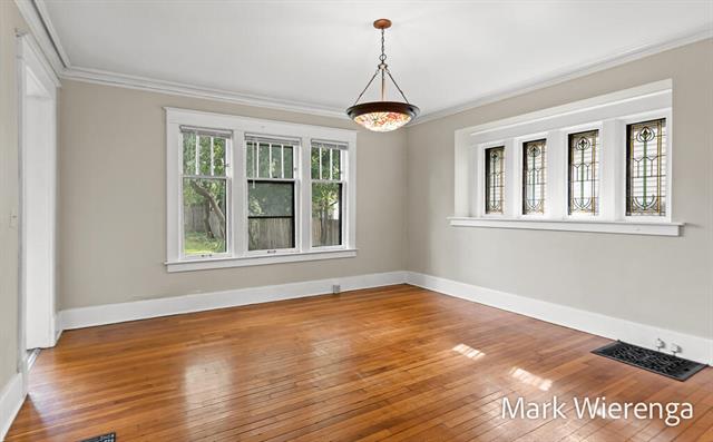 Builiding view five for 272 Henry, Grand Rapids, MI. 49503