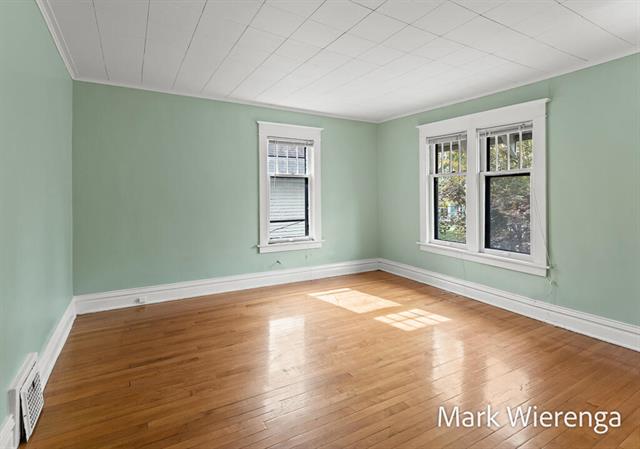 Builiding view seventeen for 272 Henry, Grand Rapids, MI. 49503