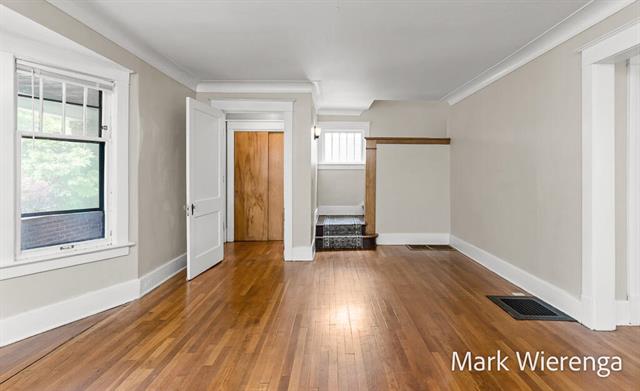 Builiding view ten for 272 Henry, Grand Rapids, MI. 49503