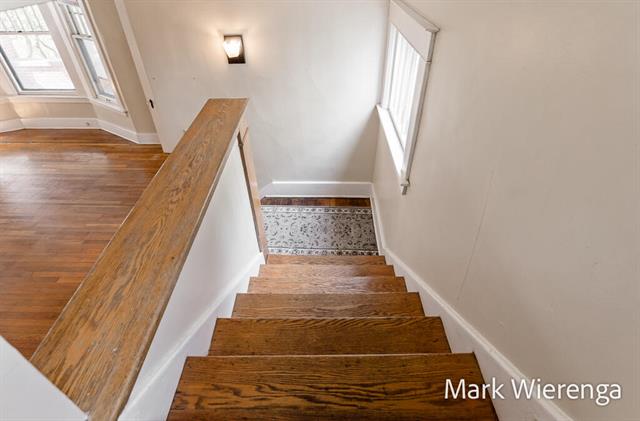 Builiding view thirty nine for 272 Henry, Grand Rapids, MI. 49503