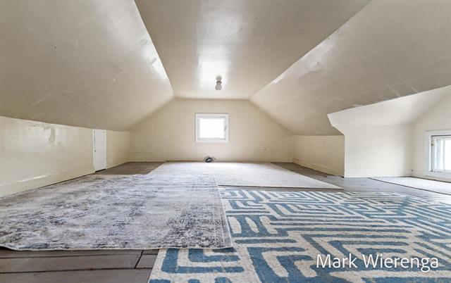 Builiding view twenty four for 272 Henry, Grand Rapids, MI. 49503