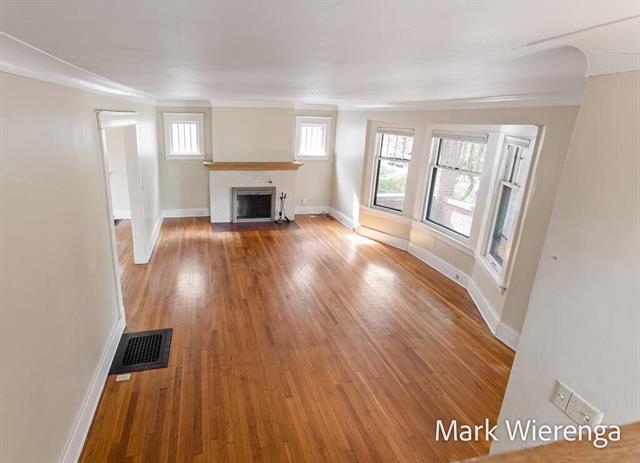 Builiding view twenty six for 272 Henry, Grand Rapids, MI. 49503