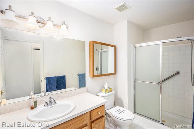 Builiding view ten for 4378 Gardenia, Sterling Heights, MI. 48314