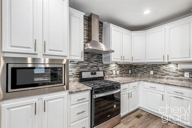 Builiding view eighteen for 5890 Grace Way, Rockford, MI. 49341