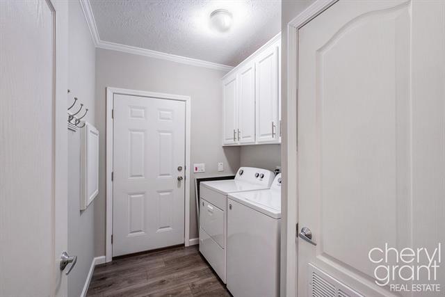 Builiding view twenty one for 5890 Grace Way, Rockford, MI. 49341