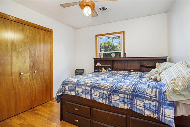 Builiding view eight for 146 Indian, Battle Creek, MI. 49017