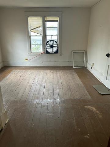 Builiding view seven for 709 Regent, Niles, MI. 49120