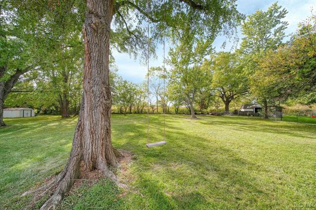 Builiding view thirty three for 379 Main, Britton, MI. 49229