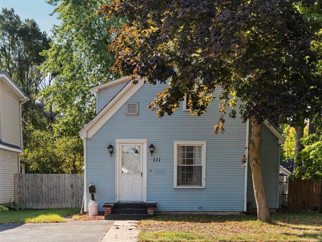 Builiding view one for 111 Fourteenth, Traverse City, MI. 49684
