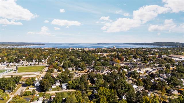 Builiding view thirty four for 111 Fourteenth, Traverse City, MI. 49684