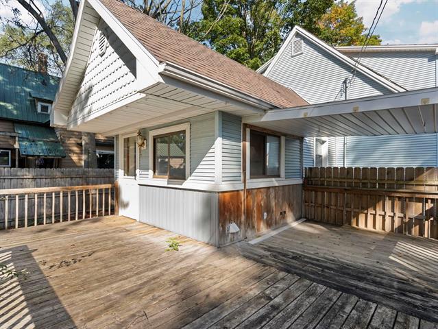 Builiding view twenty three for 111 Fourteenth, Traverse City, MI. 49684