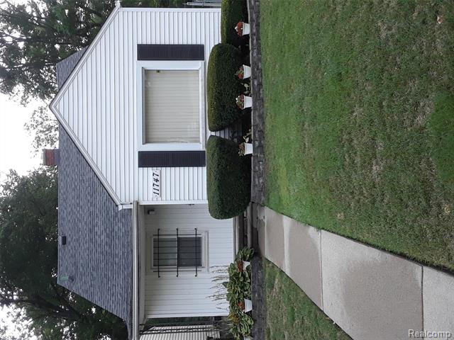 front view for 11747 W Outer Drive, Detroit, Mi. 48223