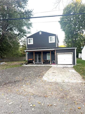 front view for 1122 Meadowlawn Avenue, Lansing, Mi. 48906