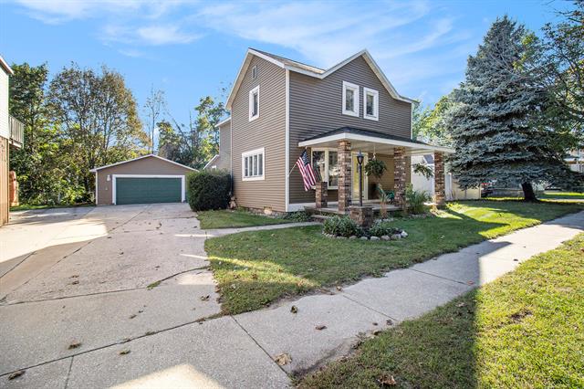 front view for 259 5Th Avenue, Manistee, Mi. 49660