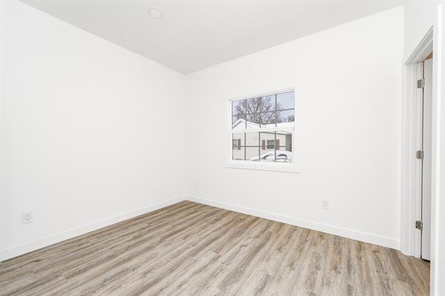 Builiding view fifteen for 303 Middle, Three Rivers, MI. 49093