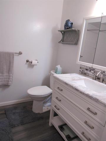 Builiding view seventeen for 7580 Whitehall, Whitehall, MI. 49461