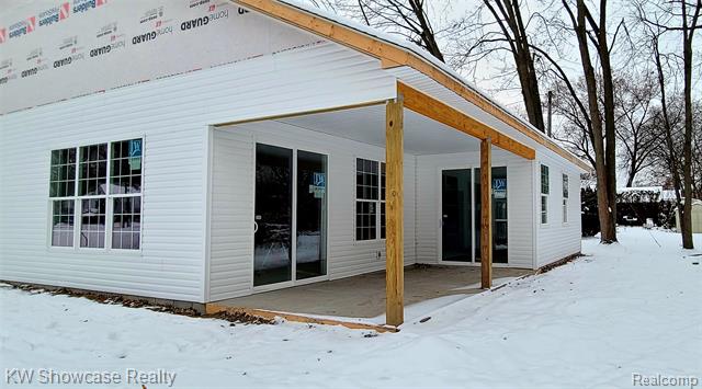 Builiding view five for 2325 Walnut, Auburn Hills, MI. 48326