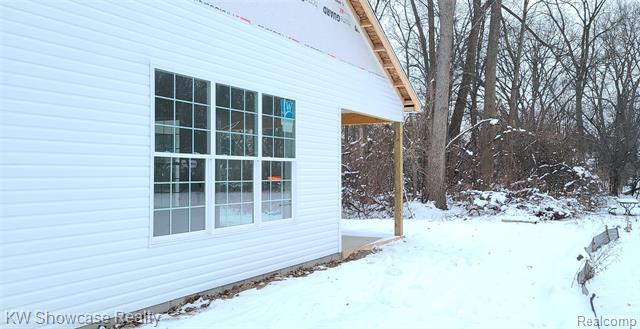 Builiding view four for 2325 Walnut, Auburn Hills, MI. 48326