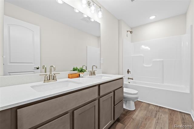 Builiding view fourteen for 509 Jubilee, Whitmore Lake, MI. 48189