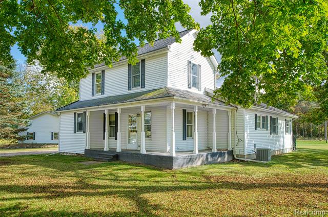 front view for 5430 E Columbia Road, Webberville, Mi. 48892