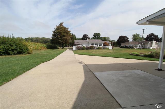 Builiding view eighteen for 4833 Stadler, Monroe, MI. 48162