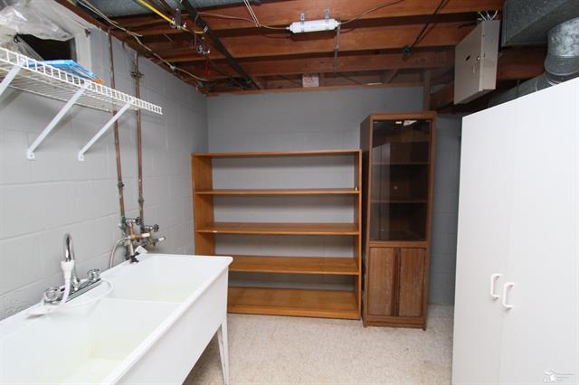 Builiding view fifty seven for 4833 Stadler, Monroe, MI. 48162