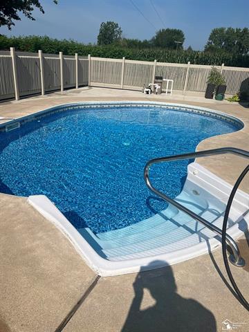 Builiding view seven for 4833 Stadler, Monroe, MI. 48162