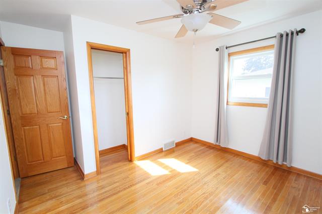 Builiding view thirty four for 4833 Stadler, Monroe, MI. 48162