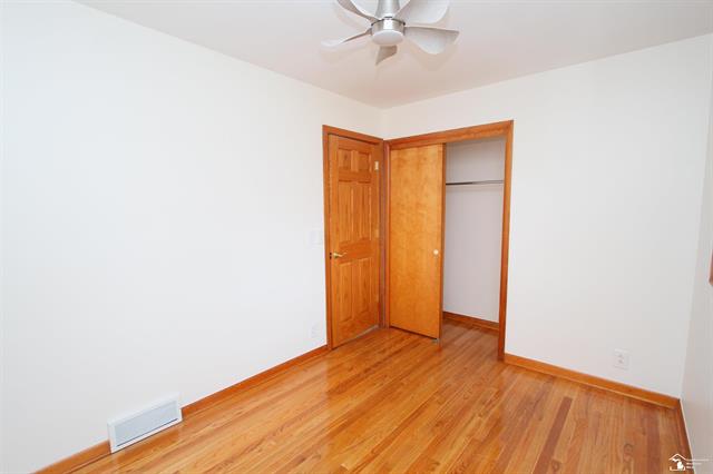 Builiding view thirty for 4833 Stadler, Monroe, MI. 48162