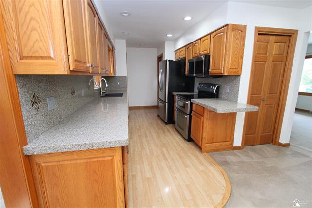 Builiding view twenty two for 4833 Stadler, Monroe, MI. 48162