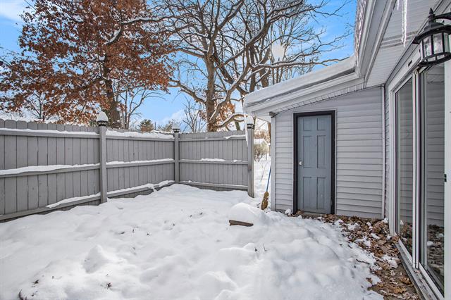 Builiding view sixteen for 135 Lindow, Battle Creek, MI. 49037