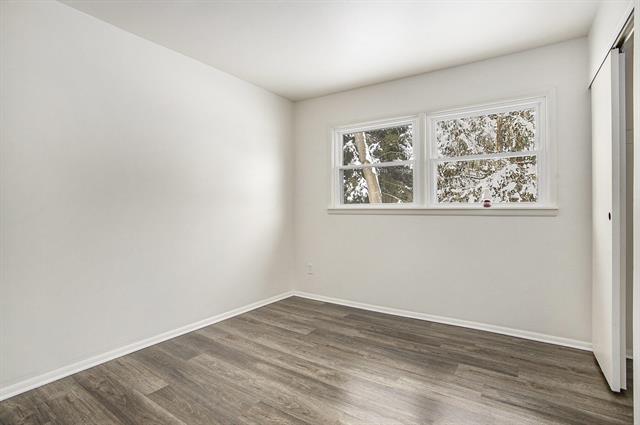 Builiding view twelve for 135 Lindow, Battle Creek, MI. 49037