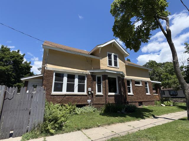 Builiding view thirty seven for 1607 6Th, Muskegon, MI. 49441