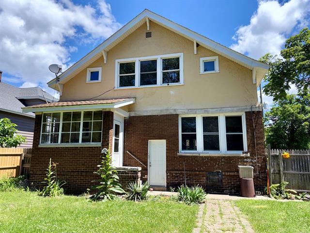 Builiding view two for 1607 6Th, Muskegon, MI. 49441