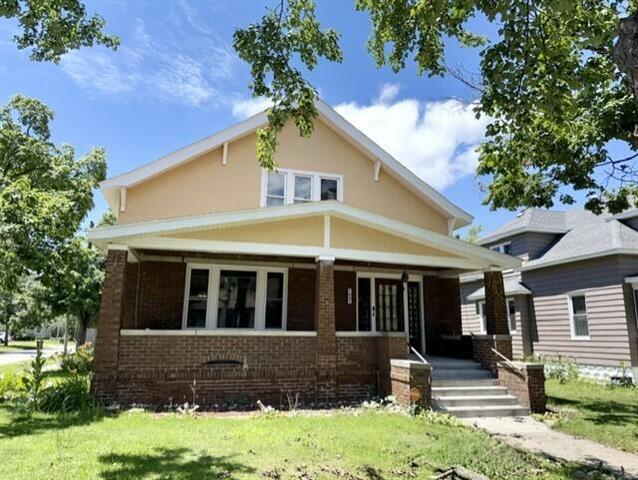 front view for 1607 6Th Street, Muskegon, Mi. 49441