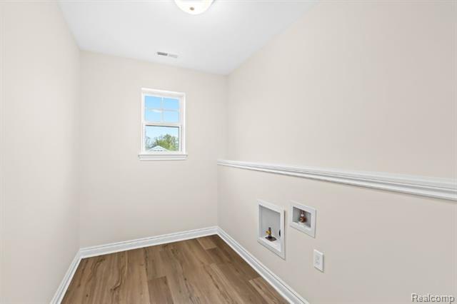 Builiding view thirty one for 491 Jubilee, Whitmore Lake, MI. 48189